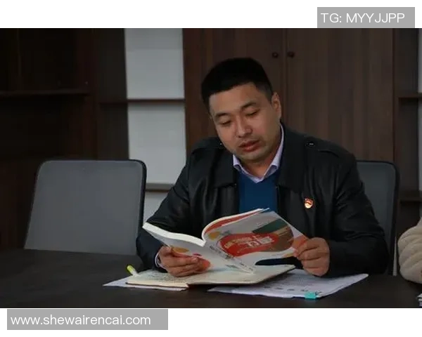 羽毛球场上的追梦者:刘军的奋斗与人生哲学分享 羽毛球场上的追梦者:刘军的奋斗与人生哲学分享