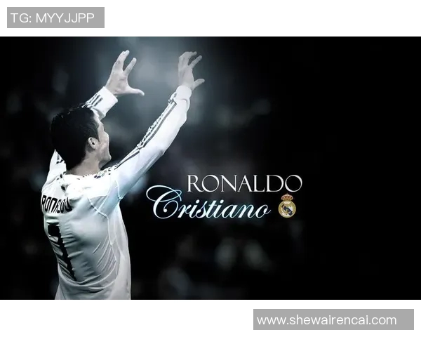 足球明星C罗儿子成长瞬间精彩照片分享与家庭生活点滴回顾 足球明星C罗儿子成长瞬间精彩照片分享与家庭生活点滴回顾